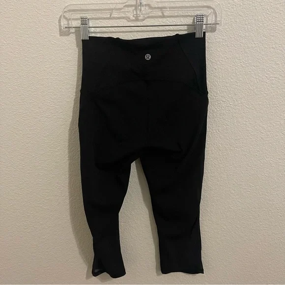 Lululemon Train Times 17” Crop Black Leggings - Picture 5 of 9
